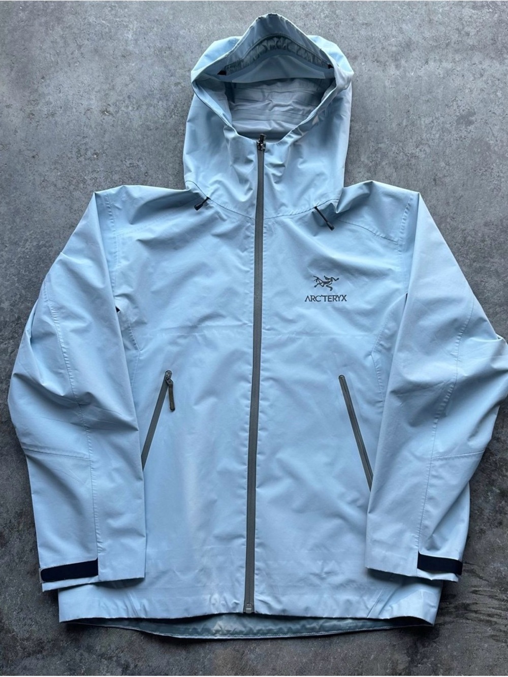 Arc'teryx Men's Pale Blue Waterproof Hooded Rain Jacket